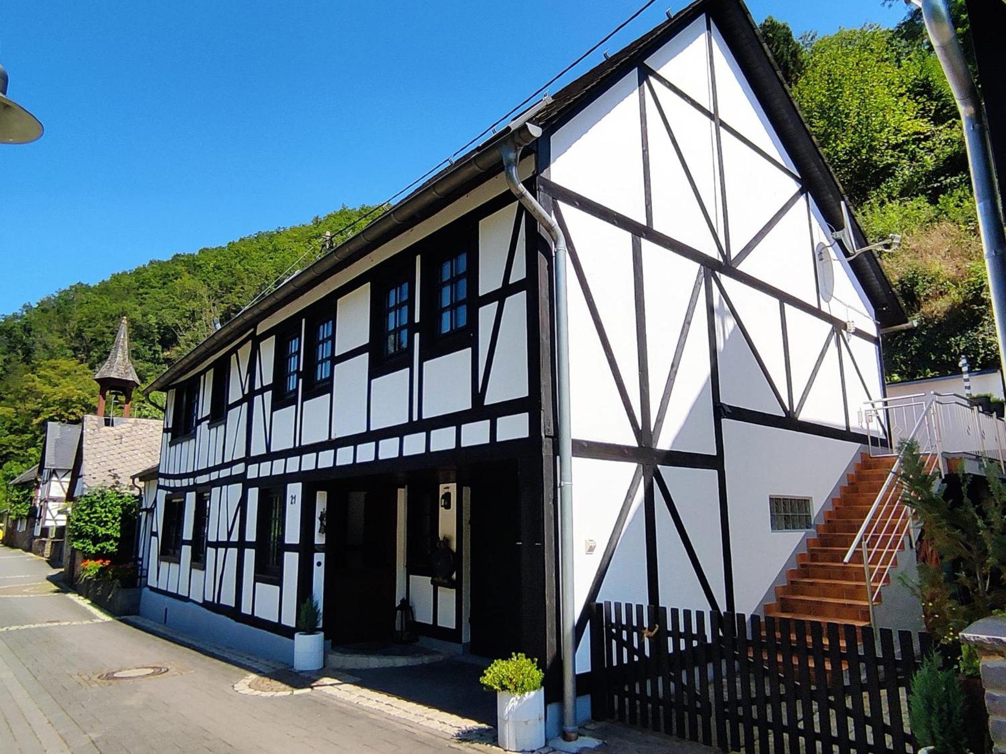 Ferienwohnung 'Unter Der Burg' Brodenbach Kültér fotó