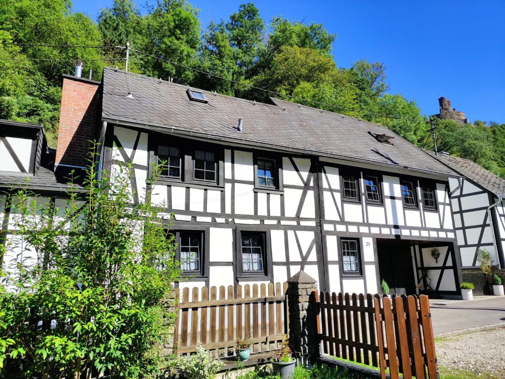 Ferienwohnung 'Unter Der Burg' Brodenbach Kültér fotó